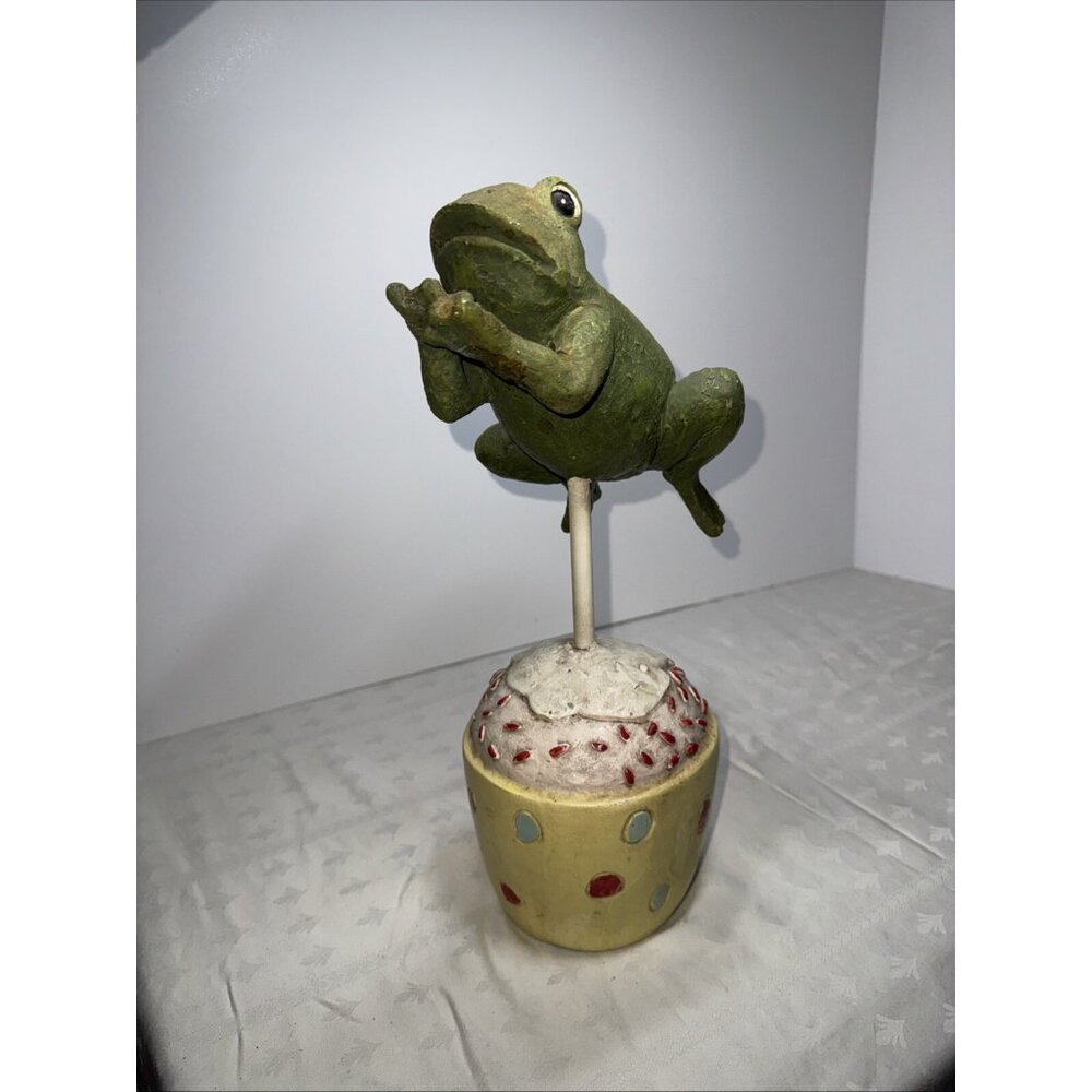 Large 14” Whimsical Garden Frog Cupcake Polkadot Childs Statue Cottagecore - Picture 4 of 6
